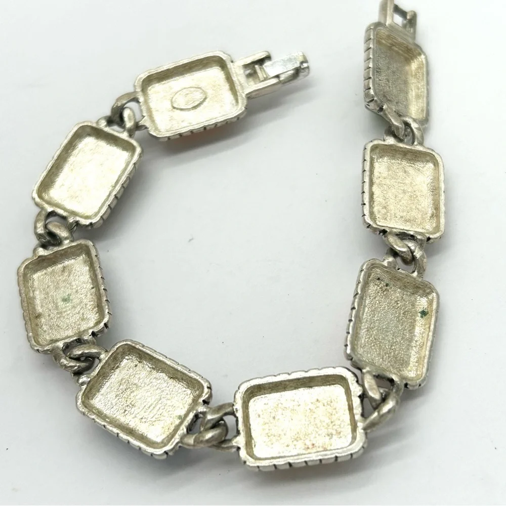 Premier Designs Multi-Color Linked Bracelet - Picture 3 of 4